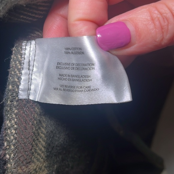 Orvis Plaid Button-Up Shirt size
Medium - Picture 5 of 9